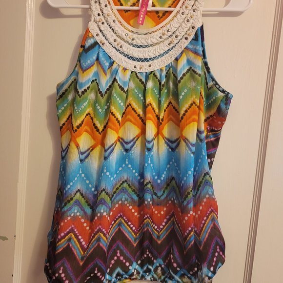 Colorful Top - Picture 2 of 2